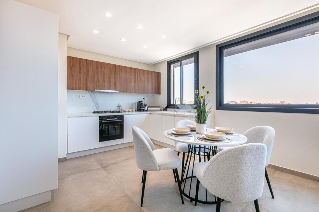 Appartement Duplex De Luxe Victor Hugo Gueliz *